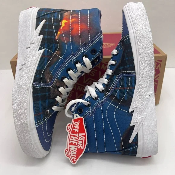 Vans Men’s Sk8-Hi BoltBig Reveal Classics Navy/ SneakersVN0A5JIVIP4